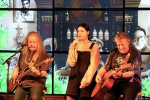 02.12.2022 - Quaster: Weihnachten in der Mampestube