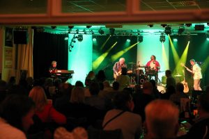 23.11.2019 - East Blues Session - Jonathan Blues Band und Gäste